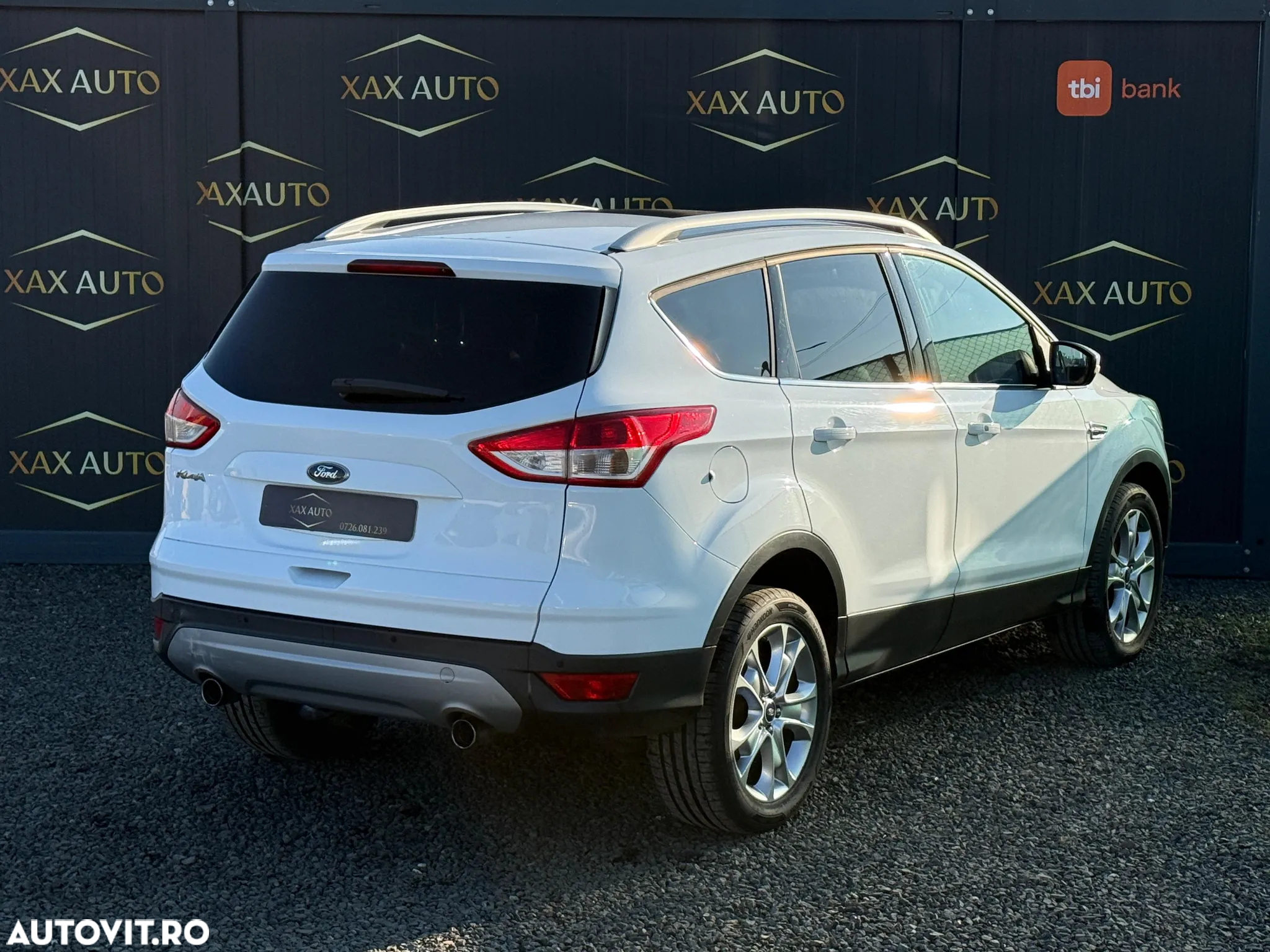 Ford Kuga 2.0 TDCi 4WD Powershift Trend - 3