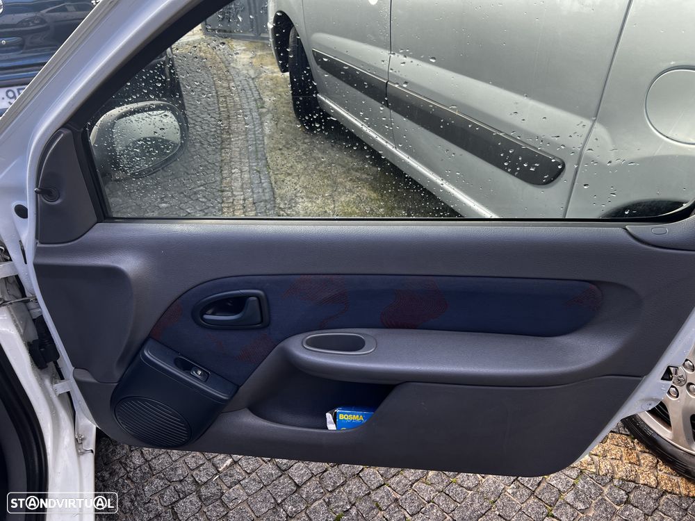 Renault Clio 1.5 dCi Extreme - 10