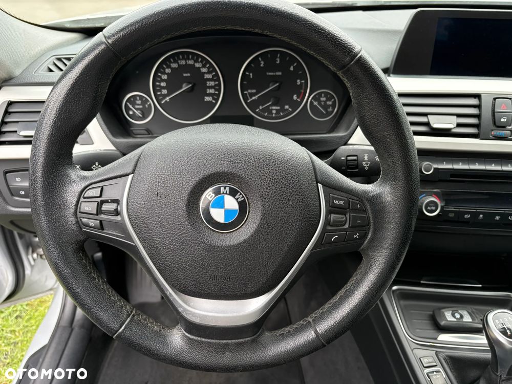 BMW Seria 3 320d Blue Performance Sport Line - 9