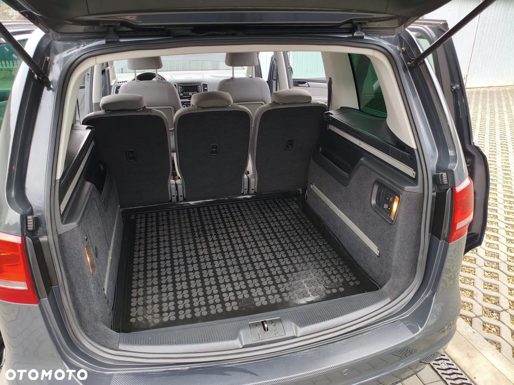 Volkswagen Sharan 2.0 TDI BlueMotion Technology Life - 25