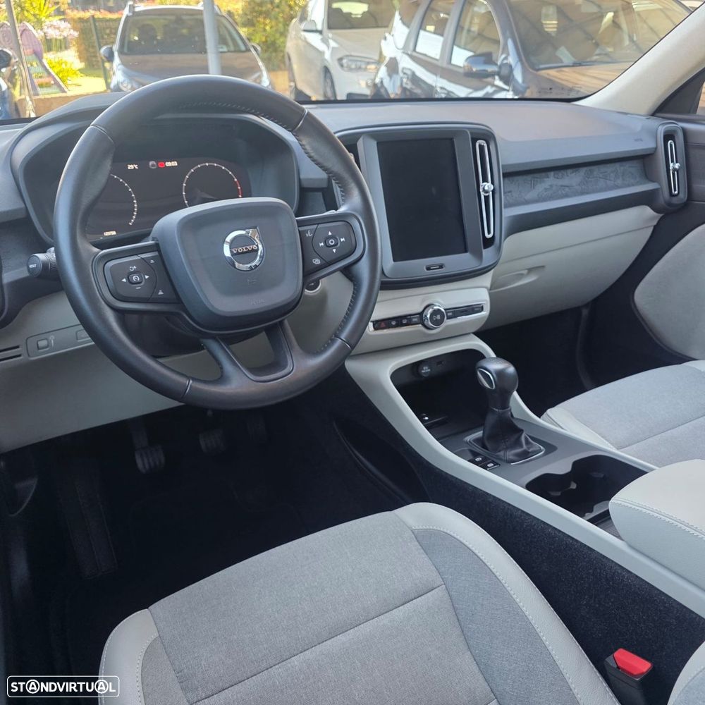 Volvo XC 40 1.5 T3 Momentum - 15