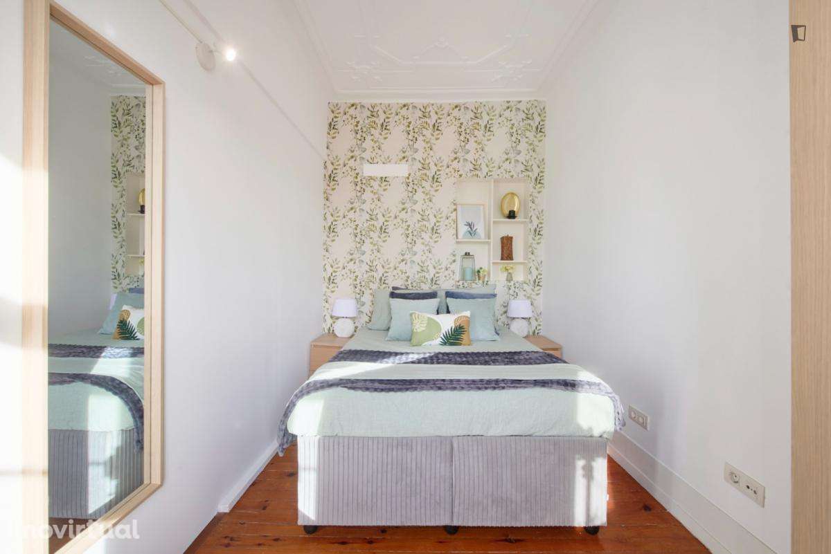 Quarto - localizado em São Sebastião Lisbon - Grande imagem: 3/31
