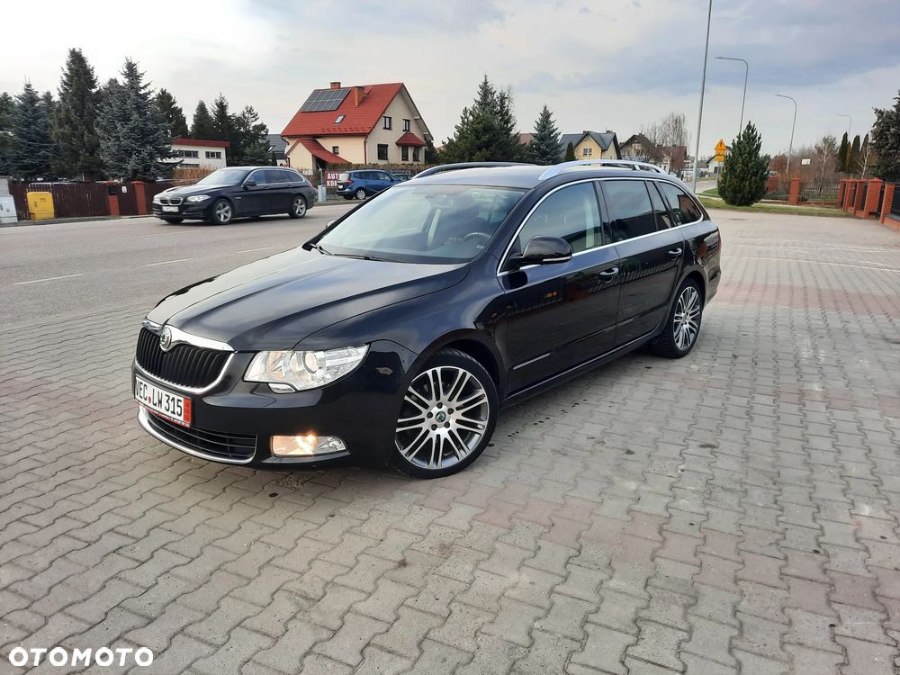 Skoda Superb 2.0 TDI DSG Exclusive - 3