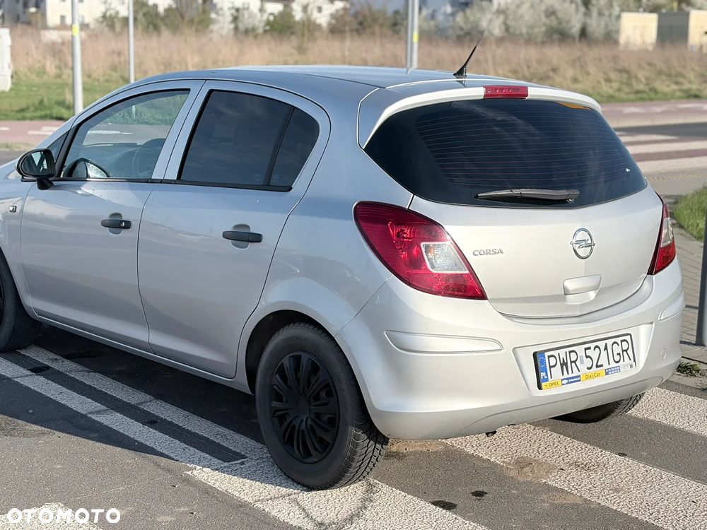 Opel Corsa 1.0 12V Essentia - 4