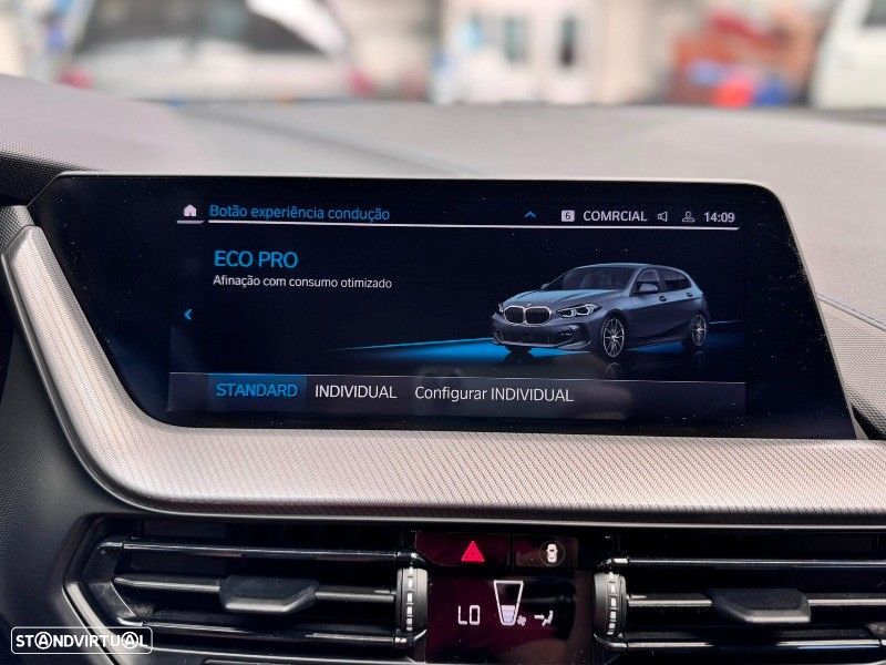 BMW 118 d Pack Desportivo M - 44