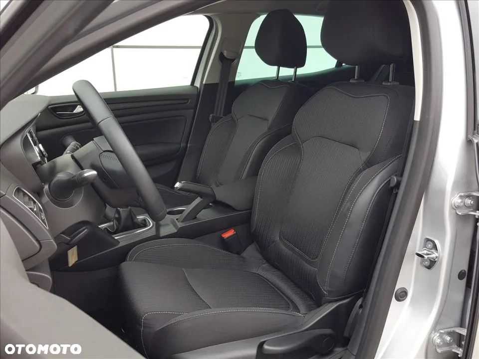 Renault Megane 1.6 SCe Zen - 26