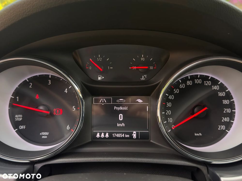 Opel Astra 1.6 CDTI Sport - 8