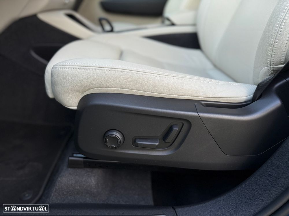 Volvo XC 40 1.5 T5 PHEV Core - 24