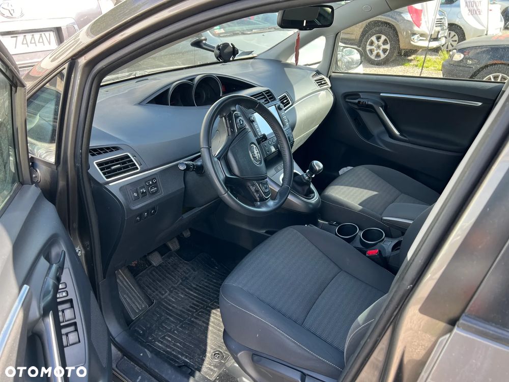 Toyota Verso 1.8 Premium 7os EU6 - 4