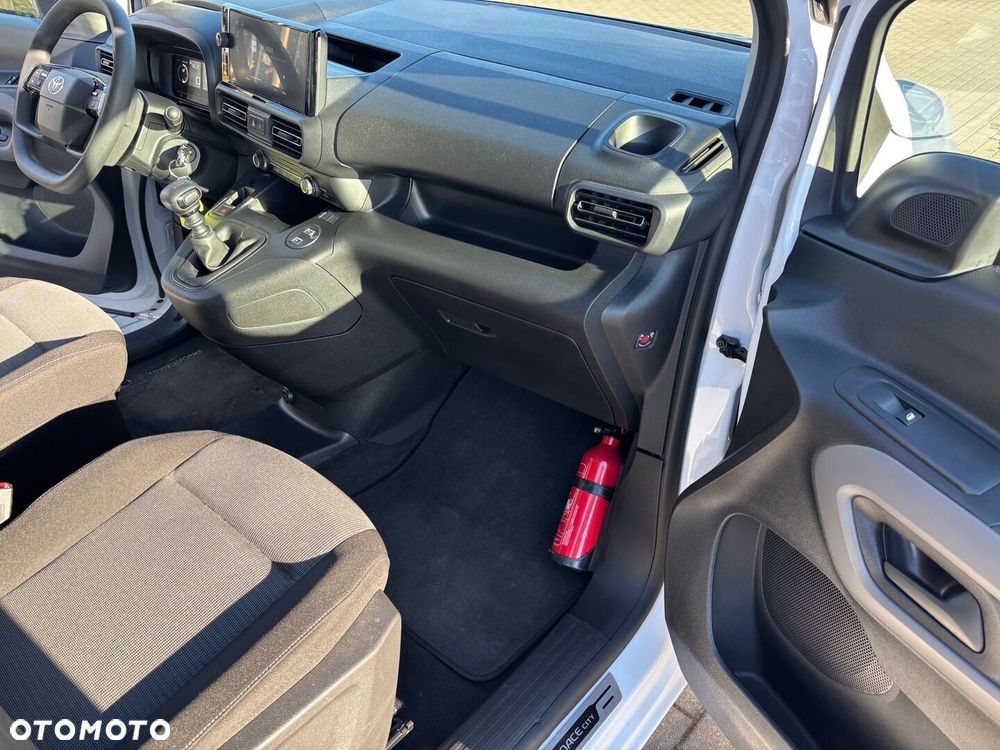 Toyota Proace City Verso Long 1.5 D-4D Business - 17