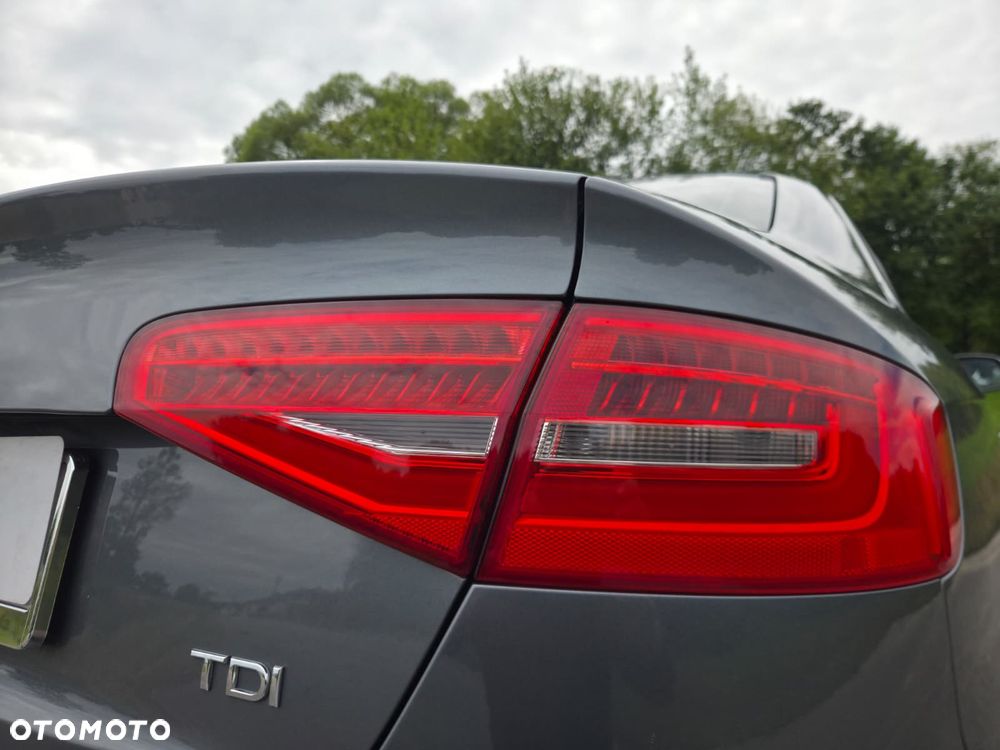 Audi A4 Limousine - 31