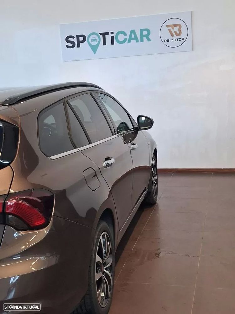 Fiat Tipo Station Wagon 1.3 M-Jet Lounge J17 - 11