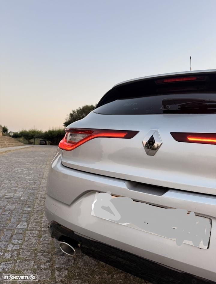 Renault Mégane - 5