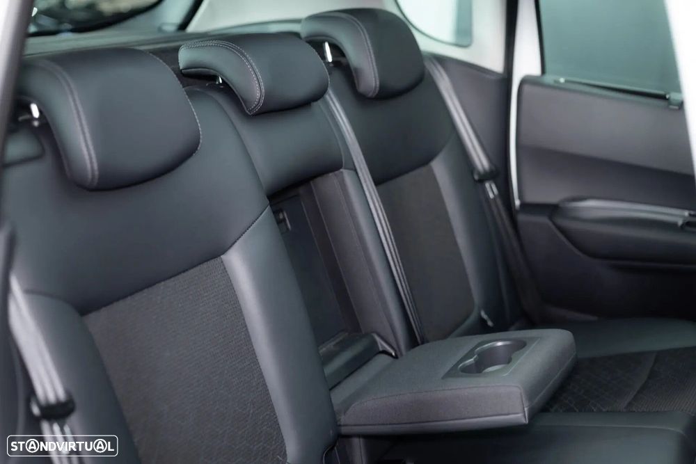 Peugeot 3008 1.6 e-HDi Allure 2-Tronic - 18