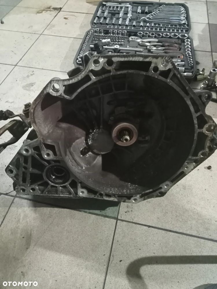skrzynia corsa d astra j 1.4 16v a14xer 55565177 - 3