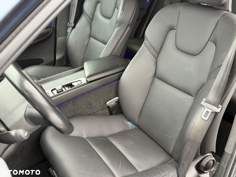 Volvo XC 60 T6 AWD Recharge Geartronic Inscription Expression - 22