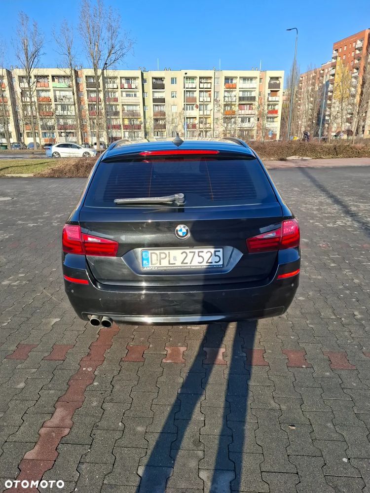 BMW Seria 5 525d - 7