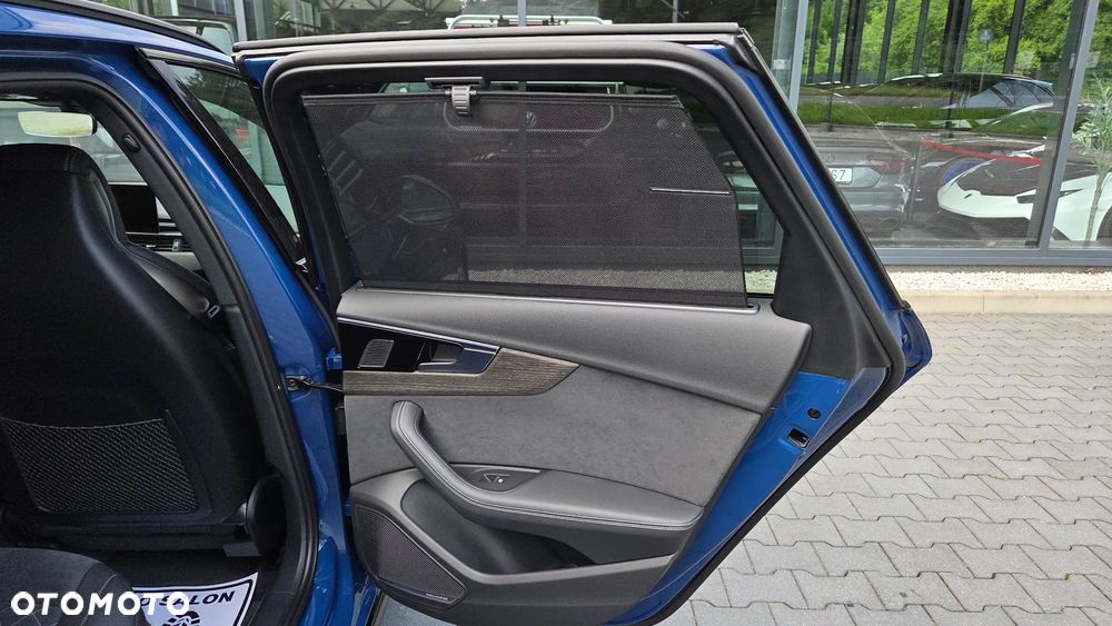Audi A4 Avant - 18