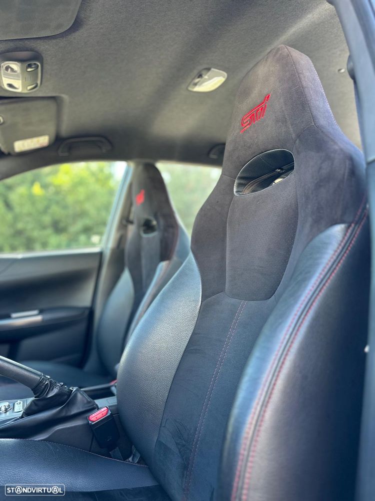 Subaru Impreza 2.5 WRX STi - 3