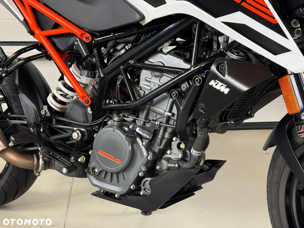 KTM Duke 125 - 11