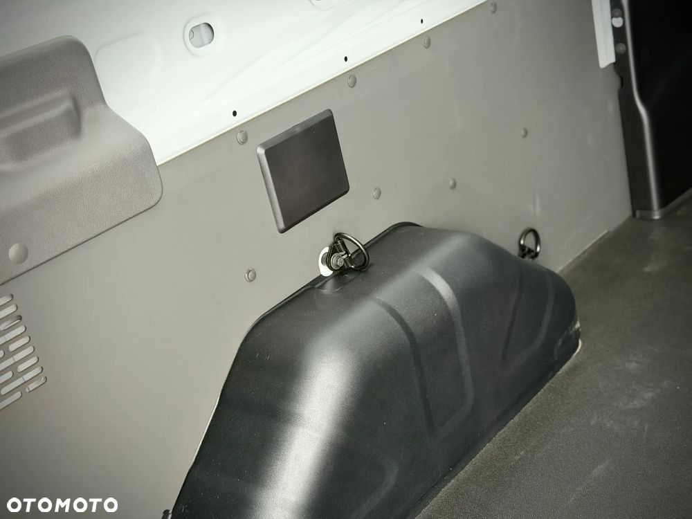 Ford Transit - 20
