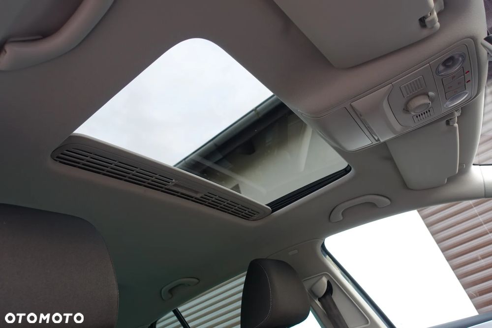 Volkswagen Golf 1.4 TSI BlueMotion Technology Comfortline - 5