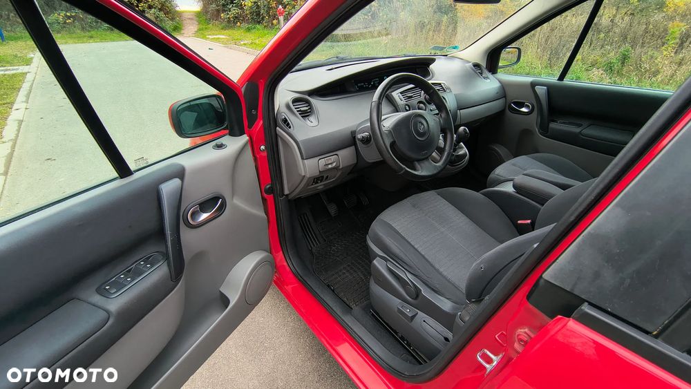 Renault Scenic 1.6 16V Authentique - 4