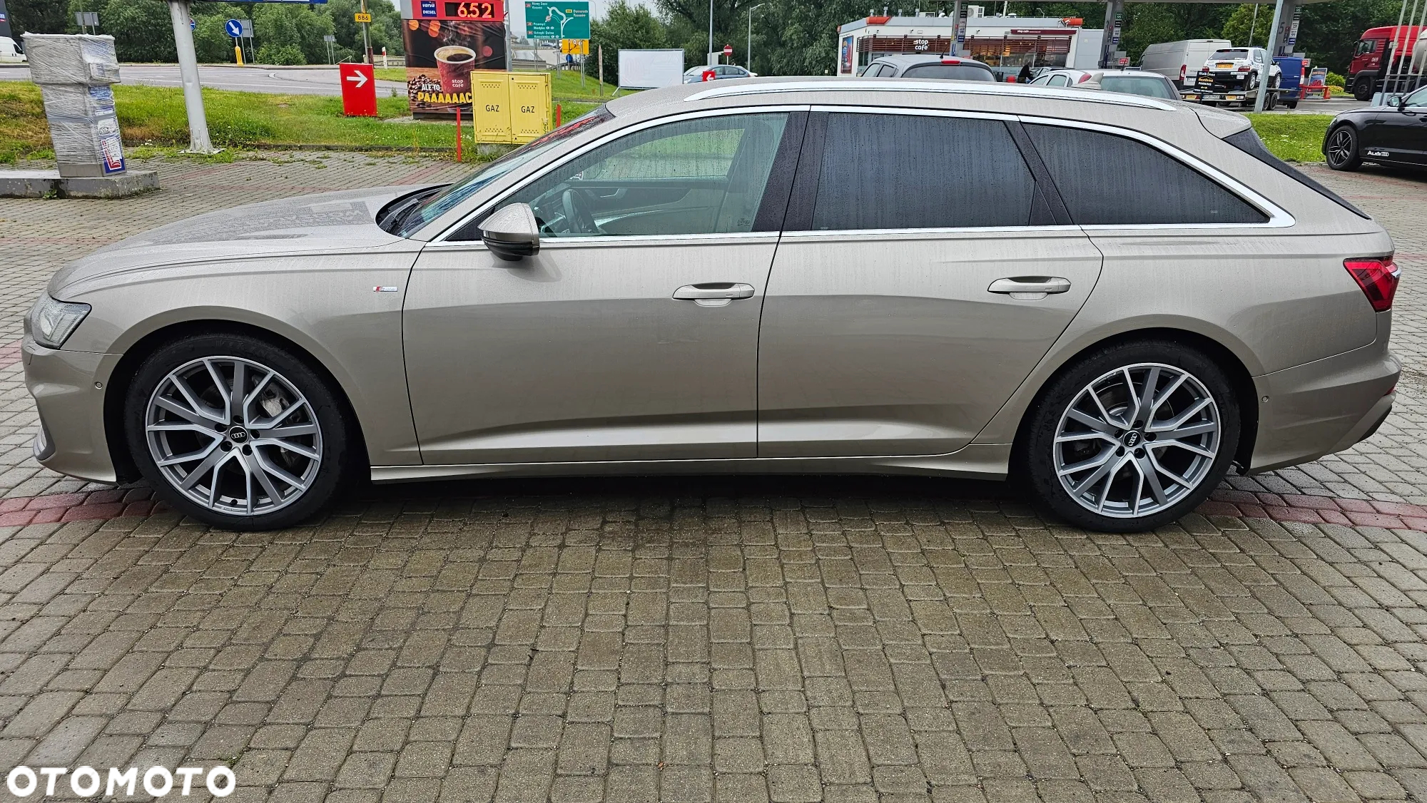 Audi A6 Avant - 14