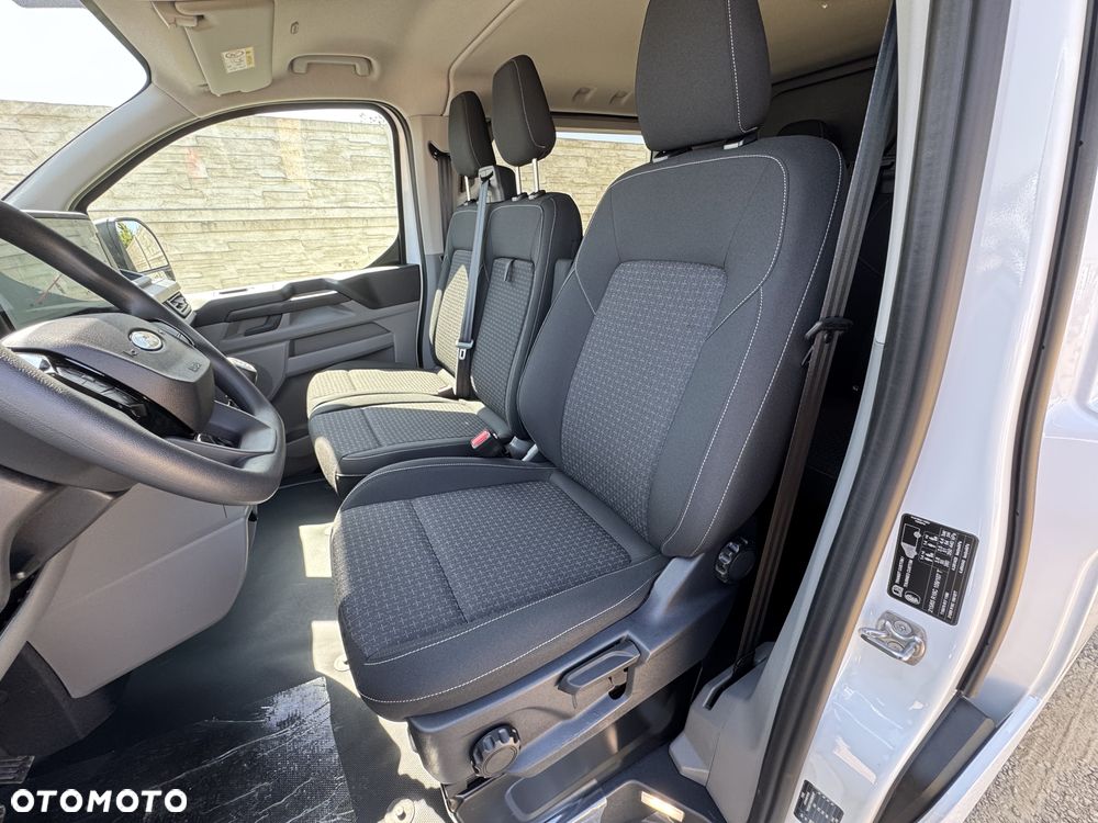Ford Transit Custom - 14