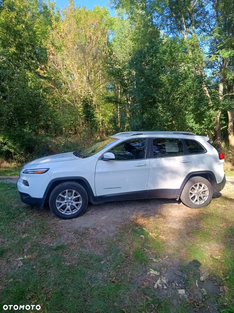 Jeep Cherokee - 3