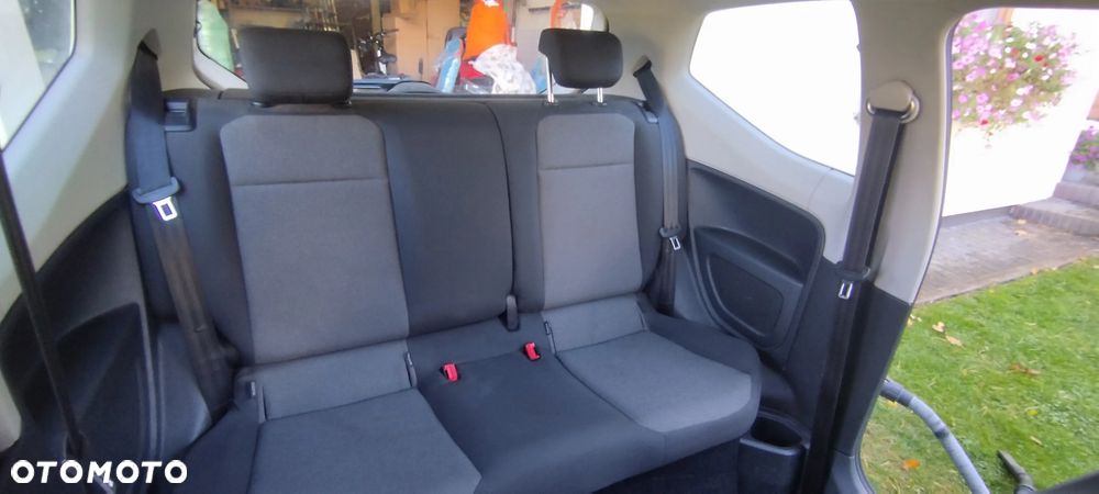Volkswagen up! - 14