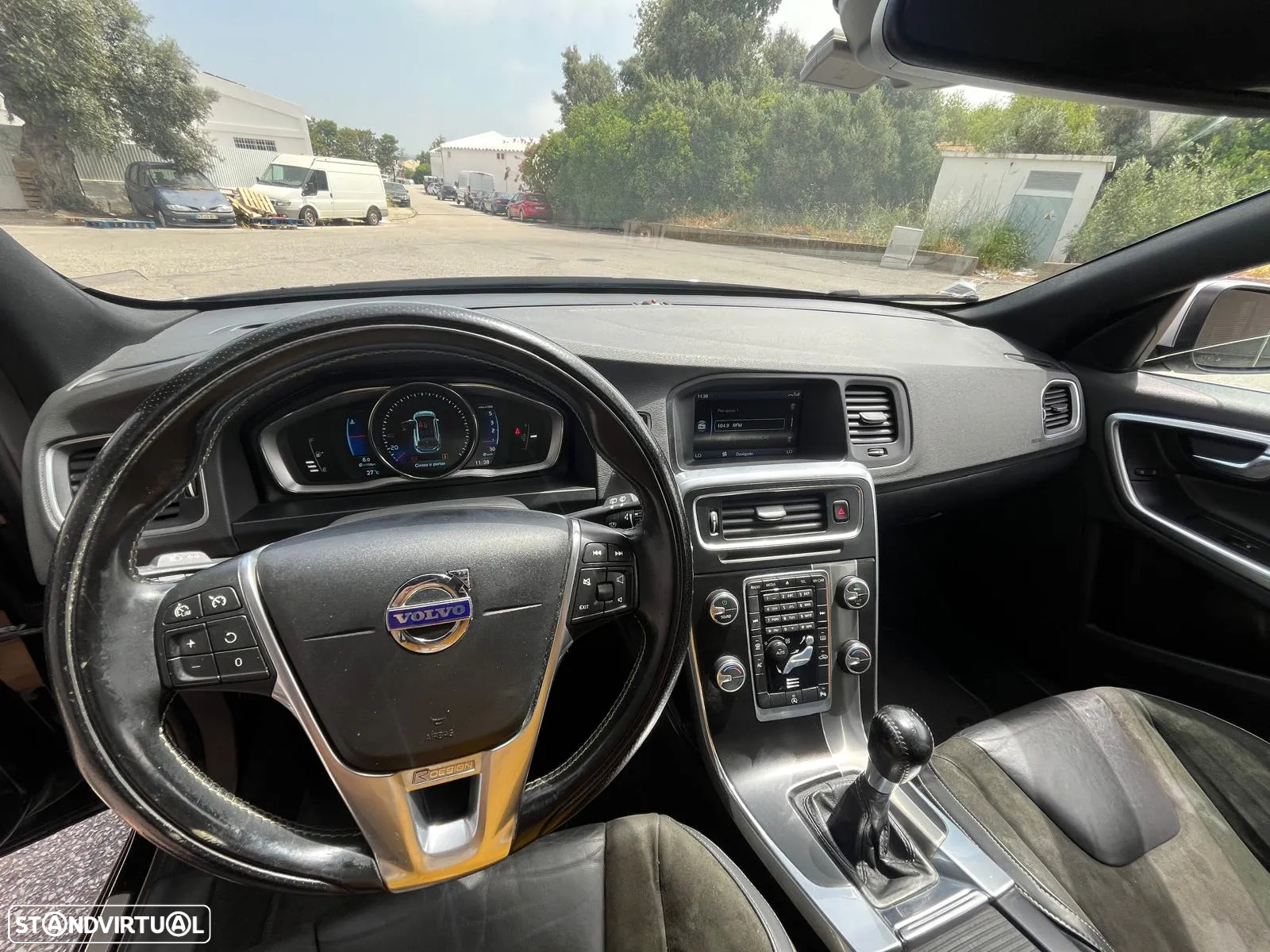 Volvo V60 1.6 D2 Drive R-Design Start/Stop - 4