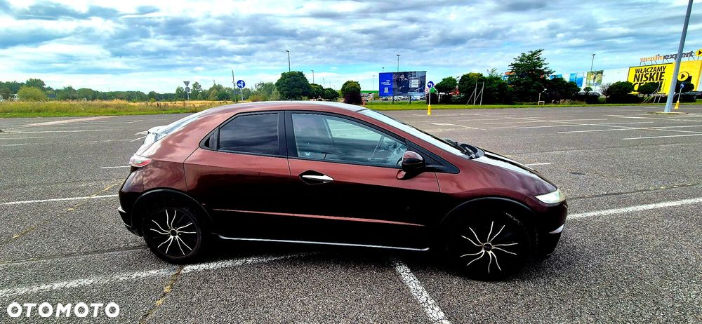 Honda Civic 1.8 Comfort - 1