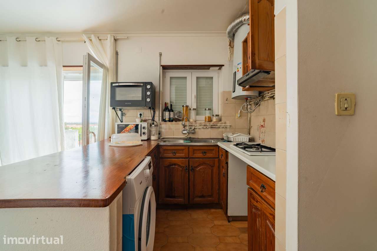 Apartamento T1 com Terraço em Marinha Grande, Leiria - Grande imagem: 3/13