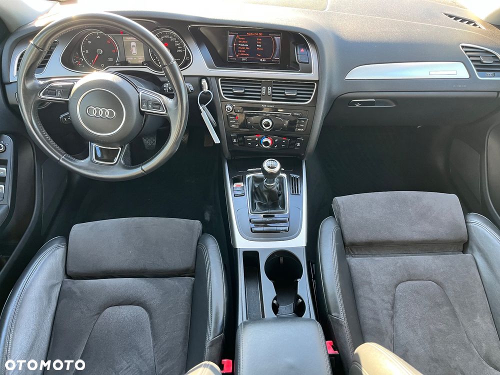 Audi A4 Avant 2.0 TDI DPF quattro S line Sportpaket - 5