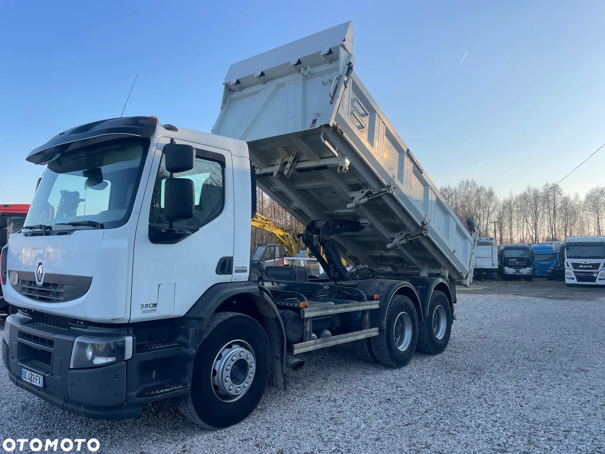 Renault Lander 6X4 - 1