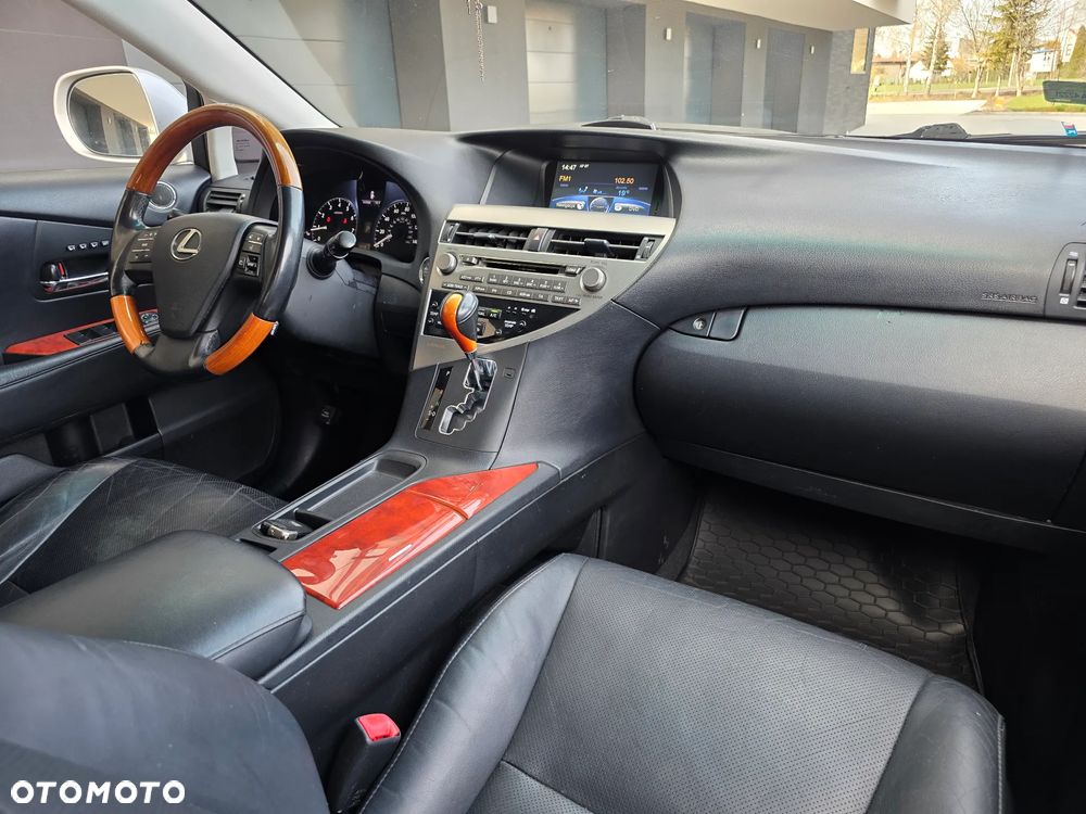 Lexus RX 350 Prestige - 28