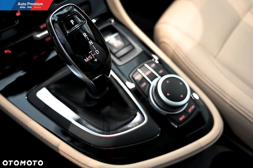 BMW Seria 2 220i Gran Tourer Luxury Line - 9