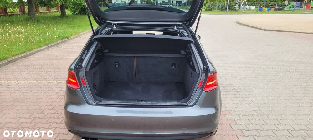 Audi A3 Sportback 2.0 TDI (clean diesel) quattro Ambition - 10