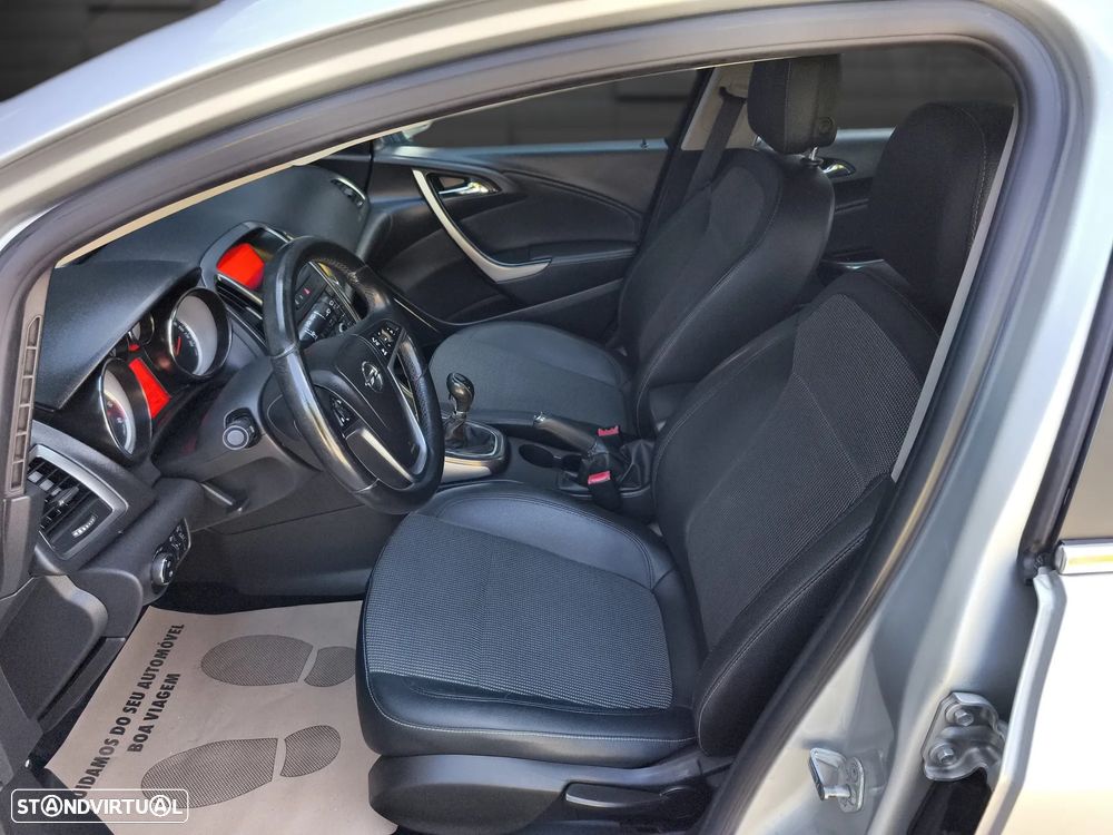 Opel Astra 1.7 CDTi Selection Business - 9