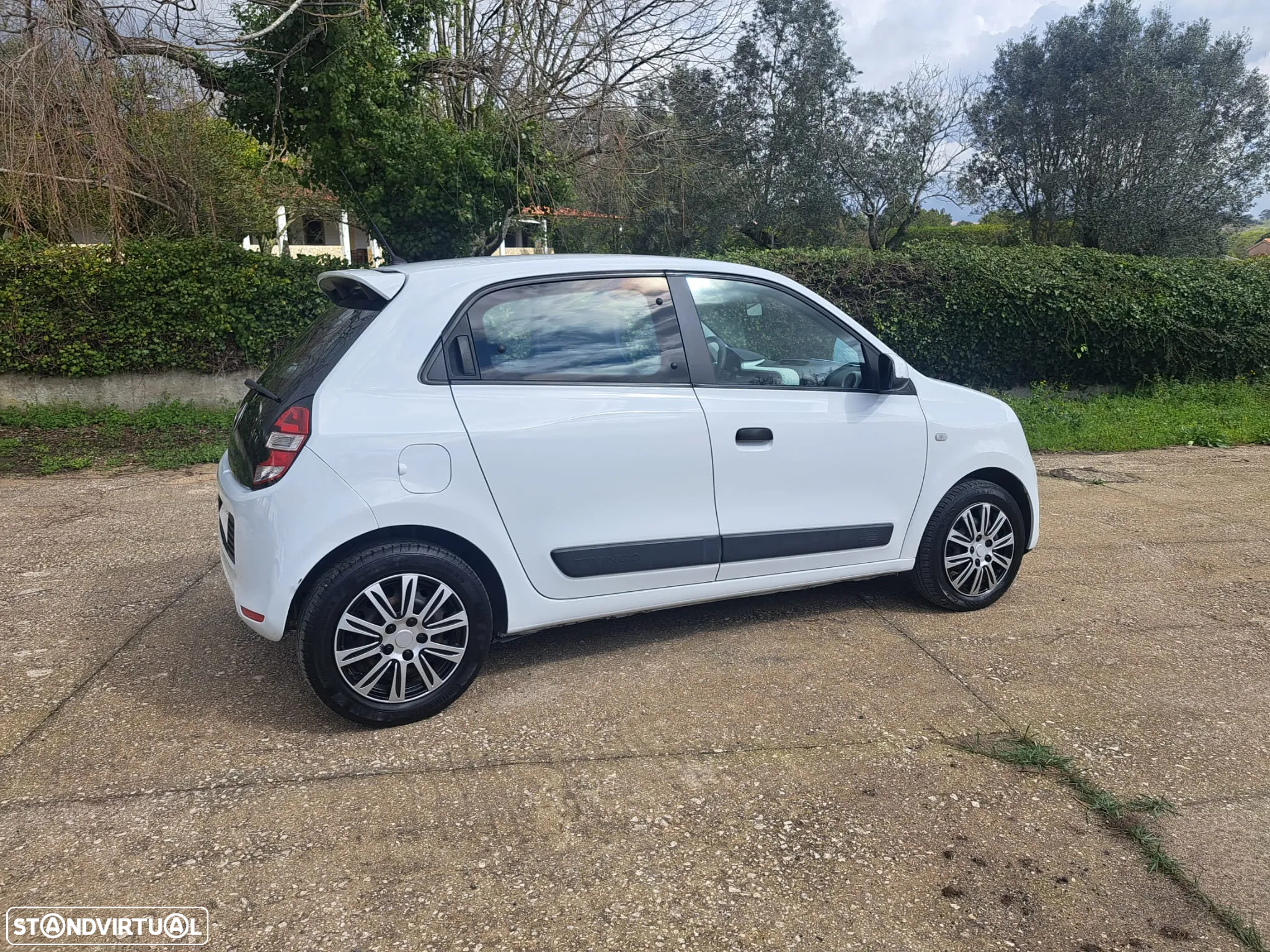 Renault Twingo SCe 70 S&S Liberty - 33