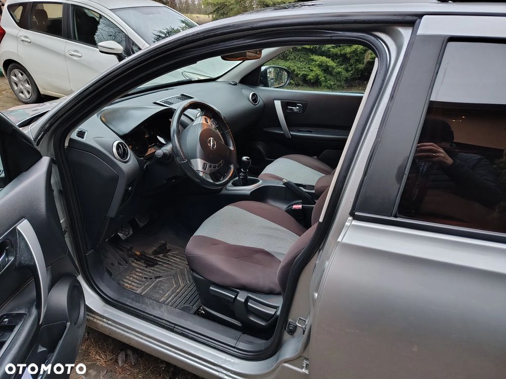 Nissan Qashqai 2.0 dCi DPF acenta - 11