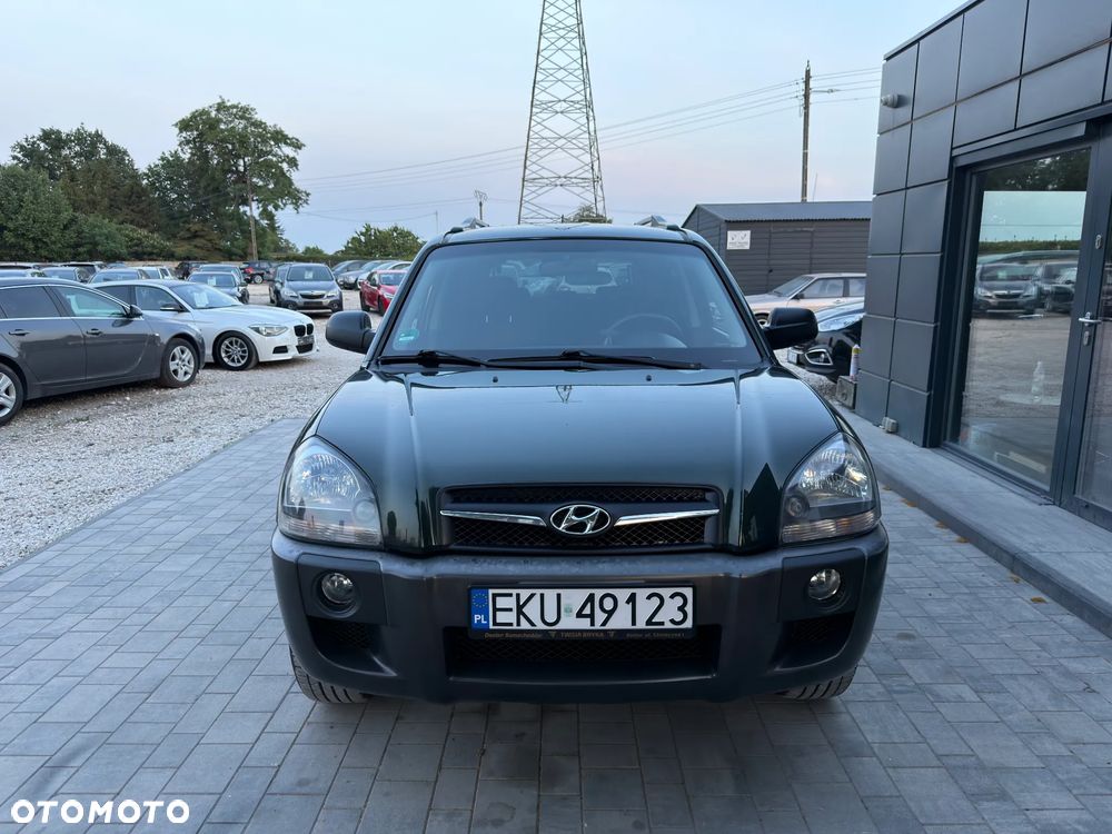 Hyundai Tucson 2.0 Elegance / Premium - 2