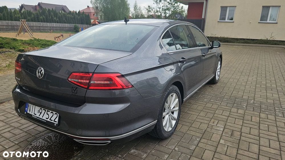 Volkswagen Passat 2.0 TDI Bi-Turbo BMT 4Mot Highline DSG - 8