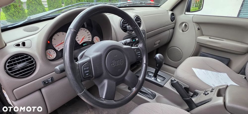 Jeep Cherokee 3.7 Automatik Limited - 19