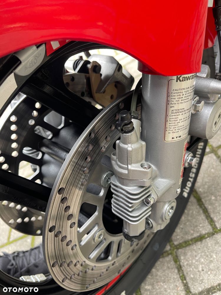 Kawasaki GPZ - 30