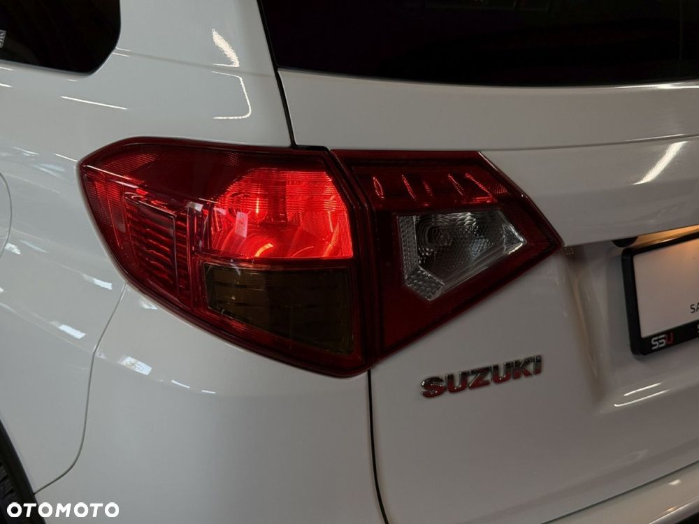 Suzuki Vitara 1.6 Premium 2WD - 38