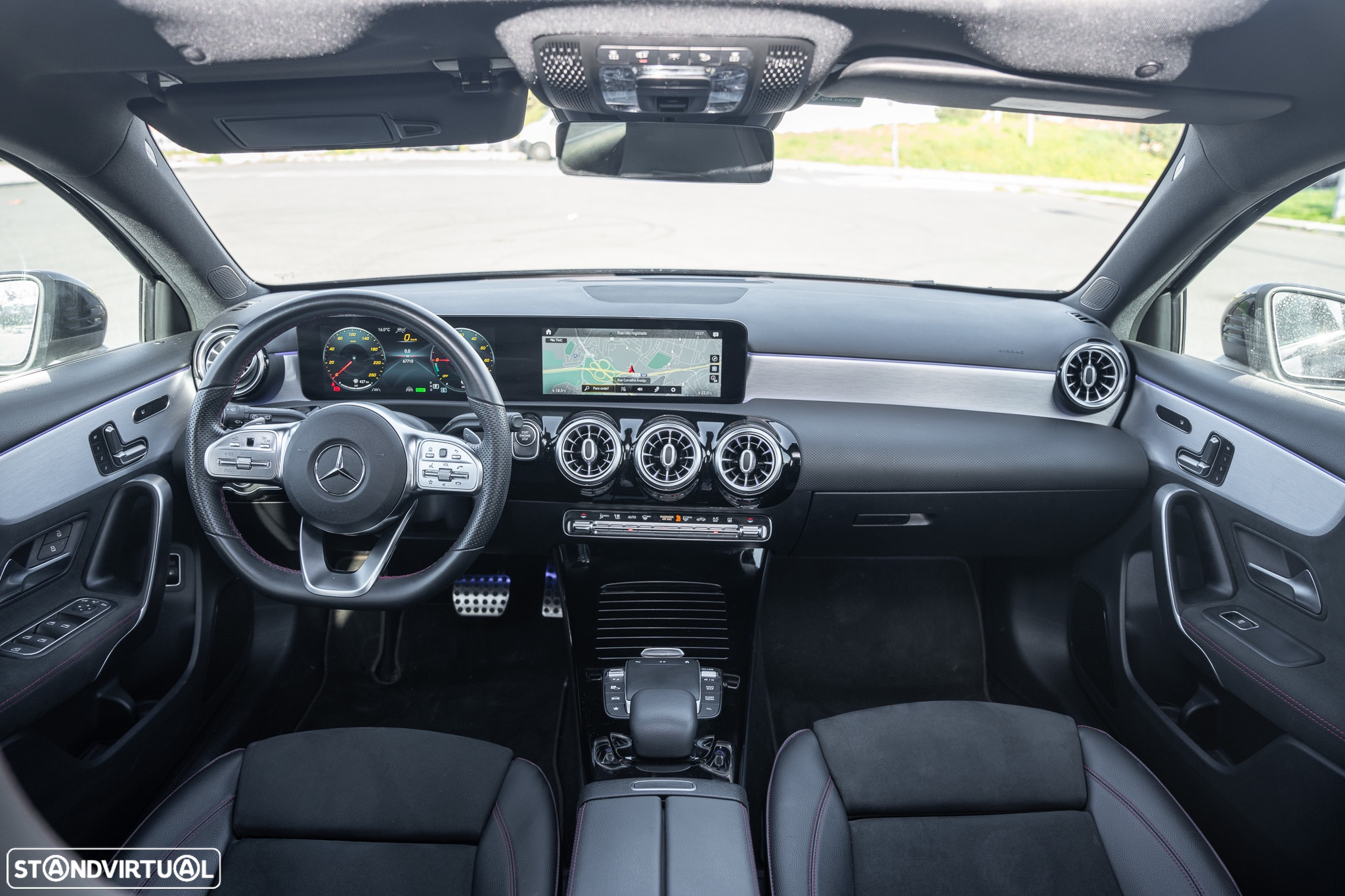 Mercedes-Benz A 250 e AMG Line - 24
