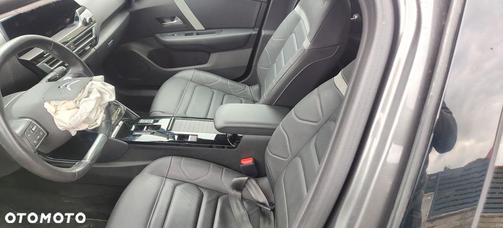 Citroën C4 1.2 PureTech Shine S&S EAT8 - 10