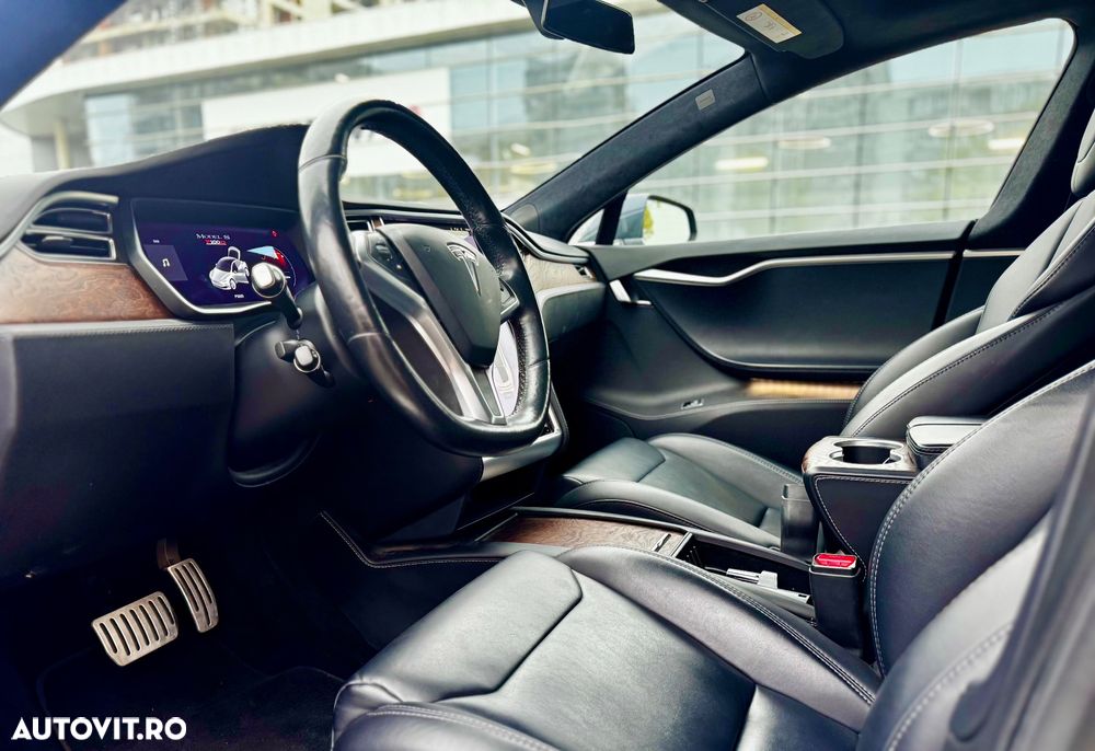 Tesla Model S Ludicrous Performance - 15